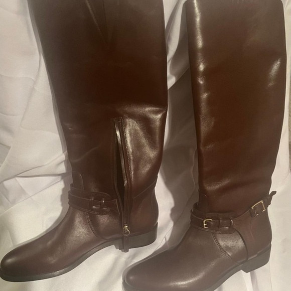 Burberry Brand New NWOB Leather Boots/Straps& Buckles md in Italy Choc Brn sz 8 - Picture 1 of 16